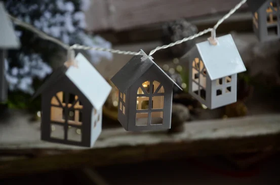 Диодная гирлянда "Домики" (дерево)